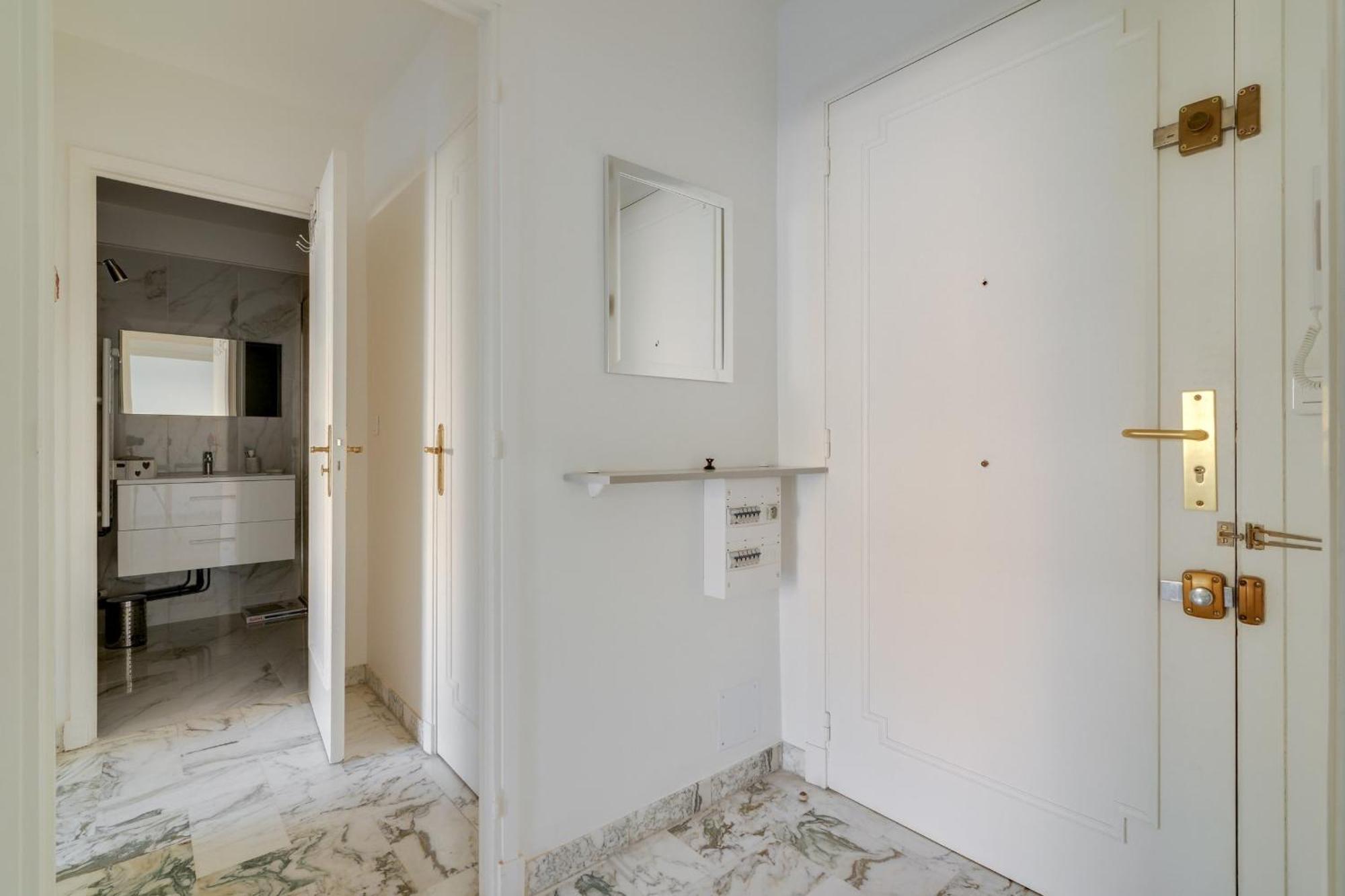 Superb 1 Bedroom Appartement - Close To Croisette Cannes Exterior photo